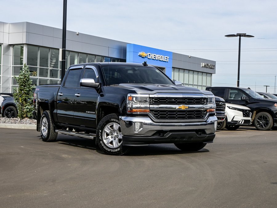 2017 Chevrolet Silverado 1500 LT True North Edition 5.3L | Heated Bucket Seats Black