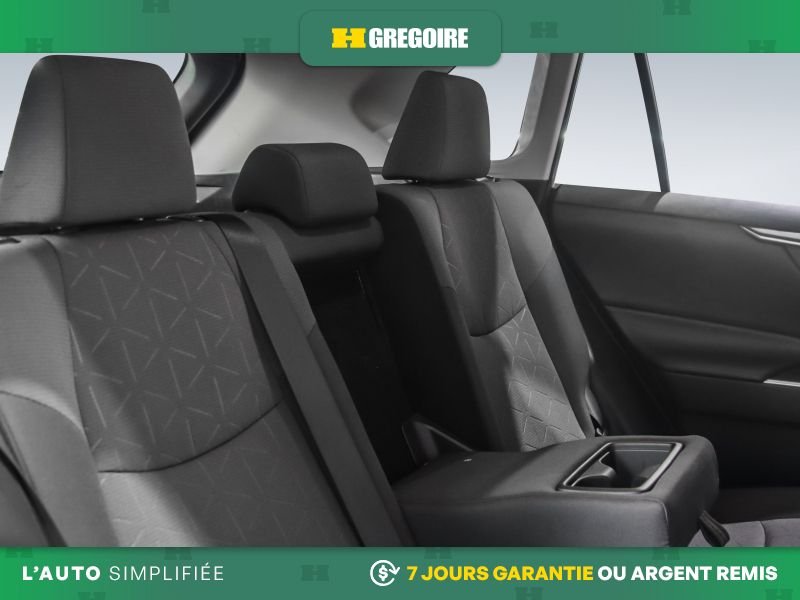 2019 Toyota Rav 4 White Saint-Eustache - photo #24