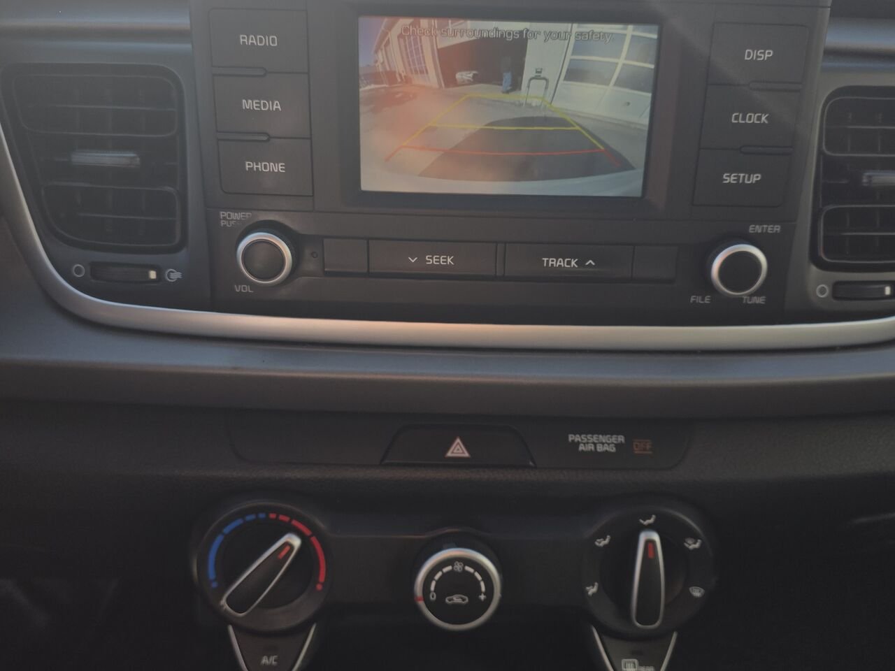 2018 Kia Rio 5 portes White  - photo #14