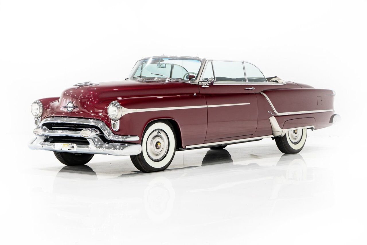 Oldsmobile 98 PRIX EN USD | Convertible Beautifully Presented from complete Restoration 1953 Rouge Montréal - photo #0