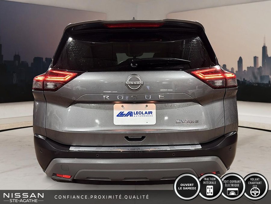 2023 Nissan Rogue SV TI avec ensemble toit ouvrant Grey