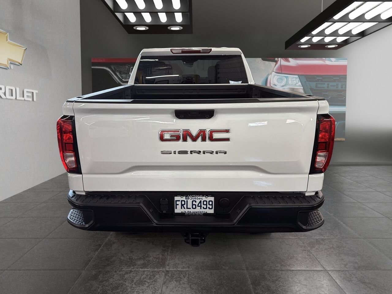 GMC Sierra 1500 Pro cabine multiplace 4RM 157 po 2026 Blanc Saint-Hyacinthe - photo #2