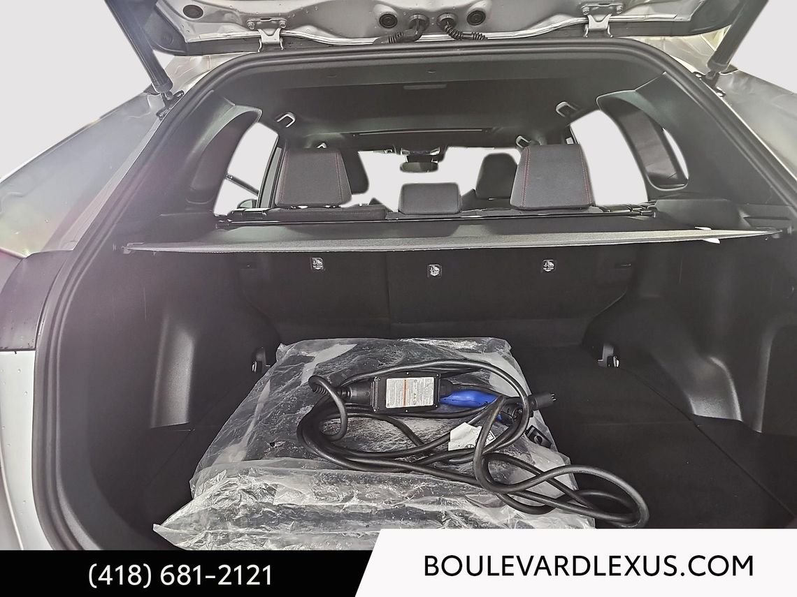 2023 Toyota RAV4 Prime (PHEV) Silver Quebec - photo #39