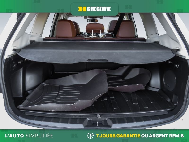 2019 Subaru Forester White Blainville - photo #32