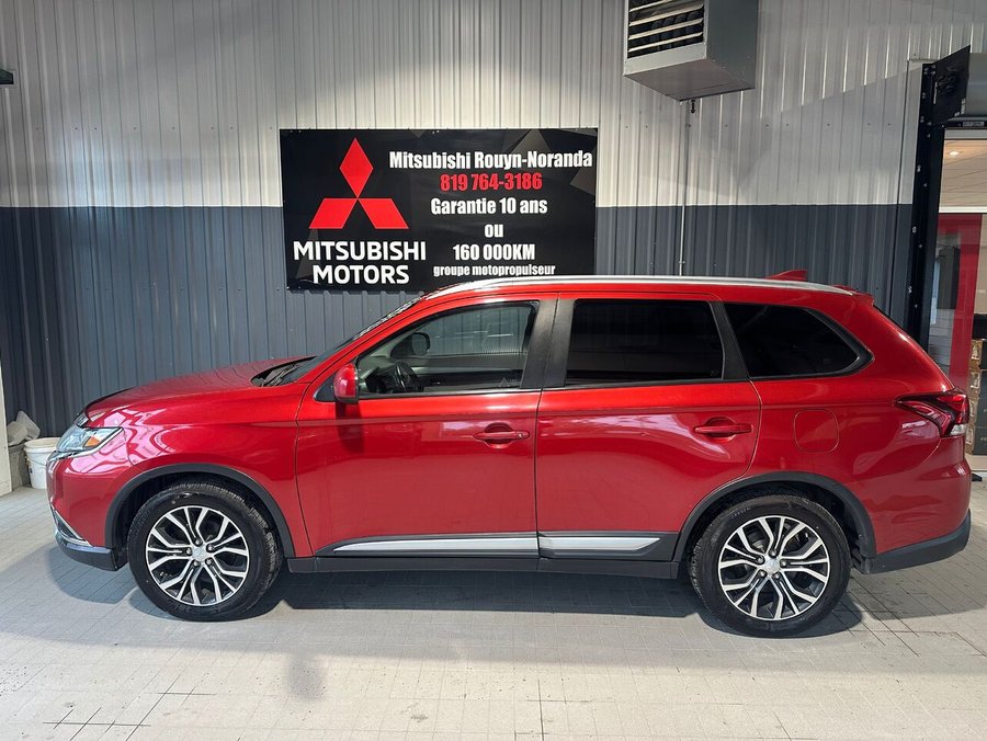 Mitsubishi Outlander ES AWC 4 portes 2017 Rouge
