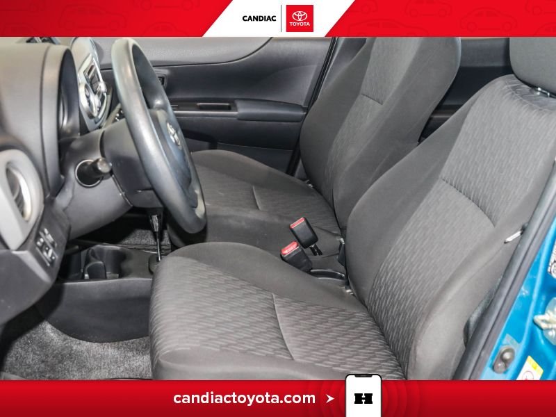 2014 Toyota Yaris Green Saint-Eustache - photo #18