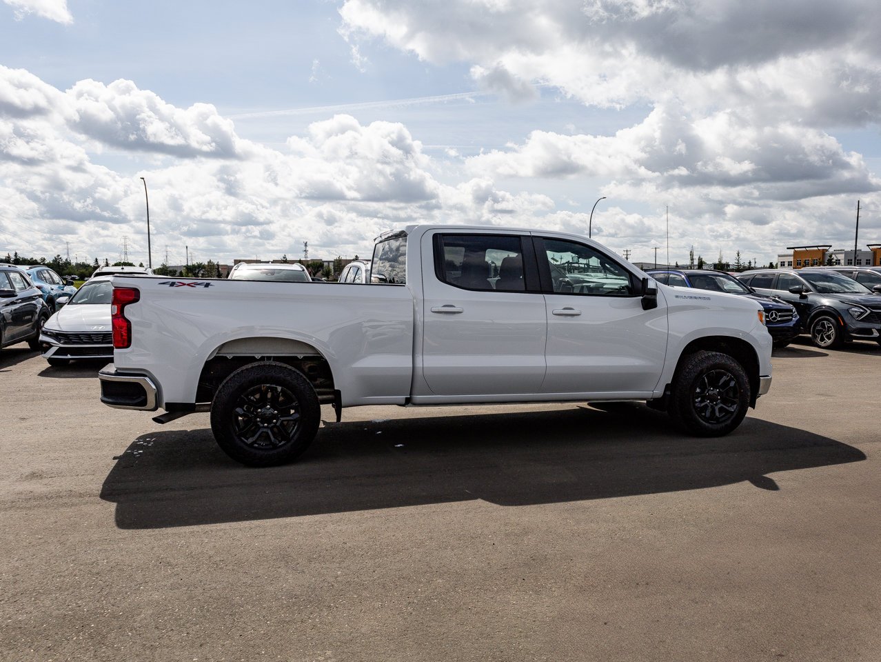 2026 Chevrolet Silverado 1500 4WD Crew Cab 147 LT White Sherwood Park - photo #14