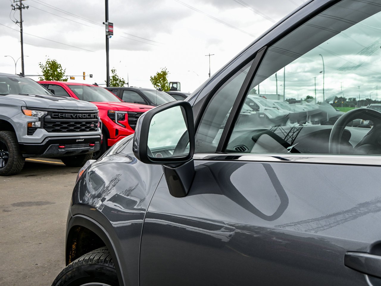 2020 Chevrolet Trax AWD 4dr Premier Grey Sherwood Park - photo #6