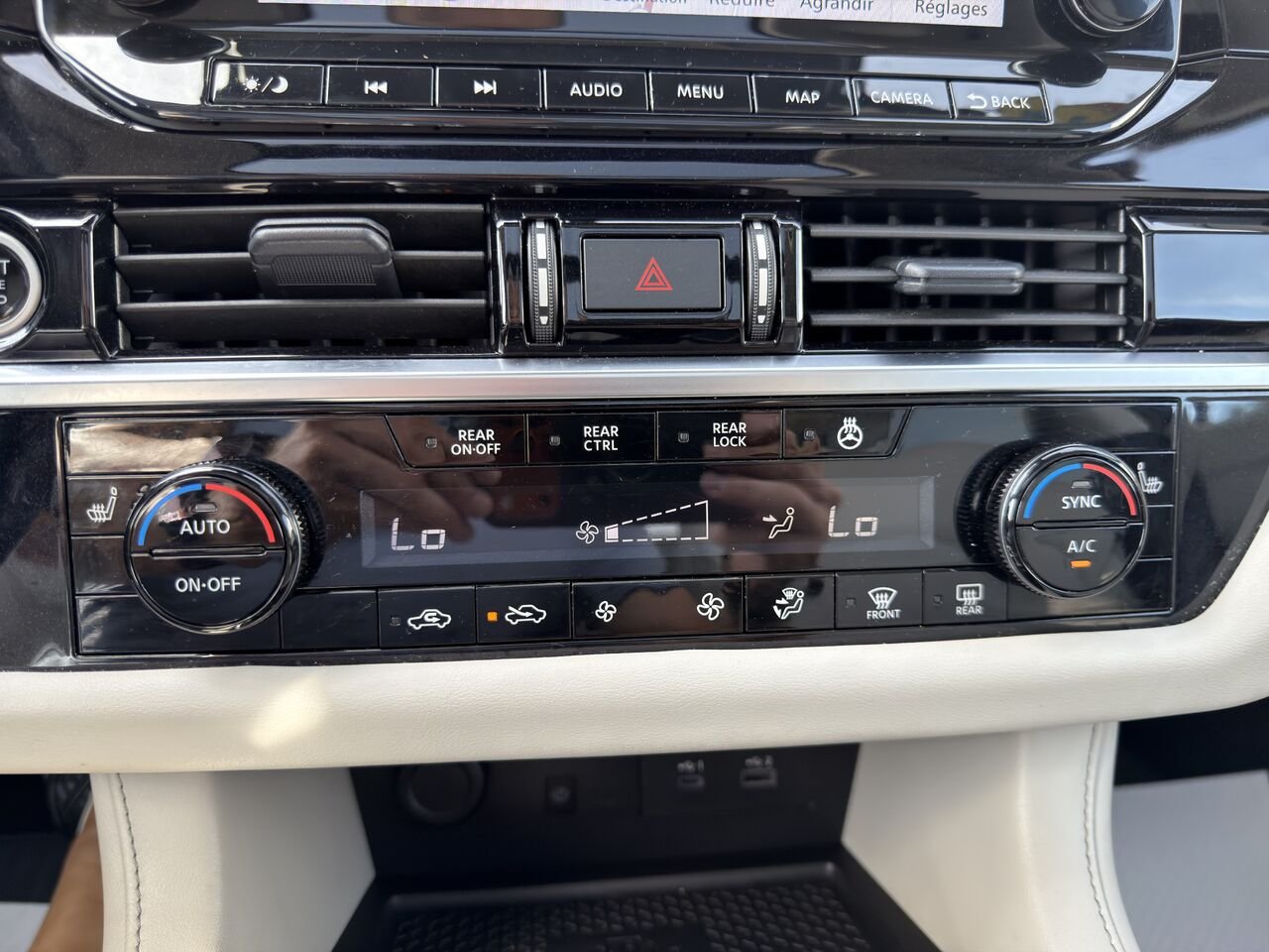 Nissan Pathfinder 2024 Bleu Thetford Mines - photo #30
