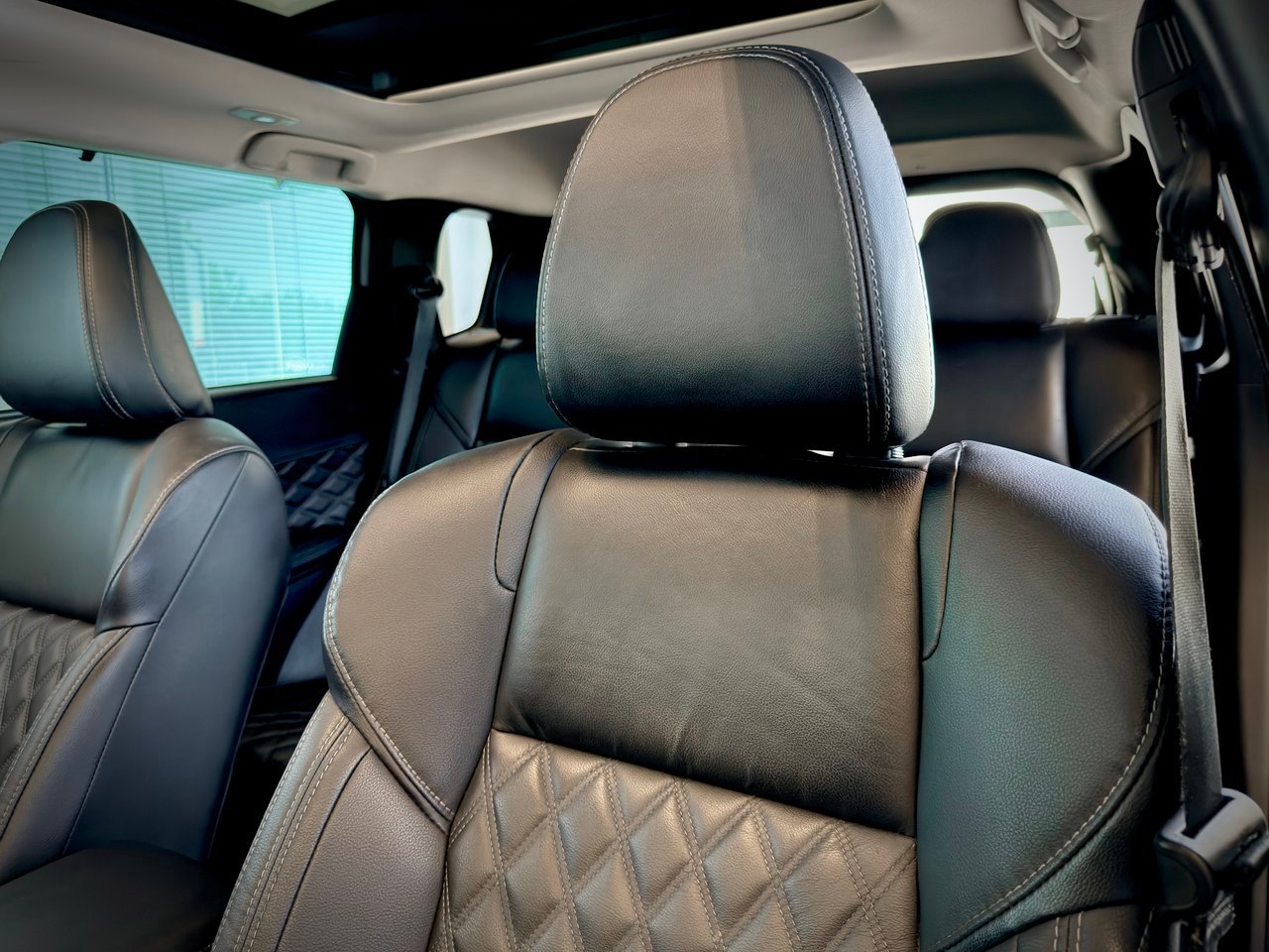 2023 Mitsubishi Outlander gray Notre-Dame-des-Prairies - photo #21