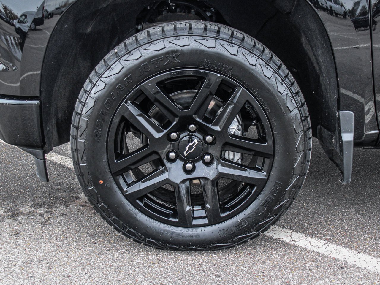 2025 Chevrolet Silverado 1500 4WD Crew Cab 147 Custom Black Sherwood Park - photo #11