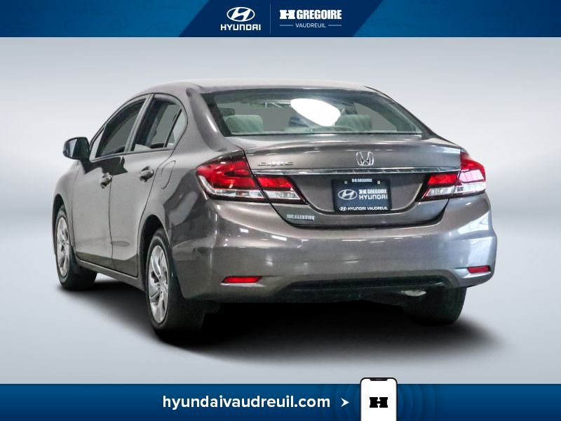 Honda Civic YA888 | LX 4 portes, boîte automatique 2013 Gris Laval - photo #7
