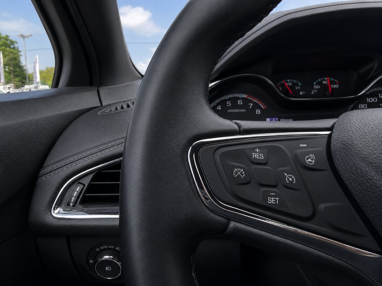 Chevrolet Cruze JAMAIS ACCIDENTÉ / APPLE CARPLAY ET ANDROID AUTO / TOIT OUVRANT 2018 Rouge Châteauguay - photo #13