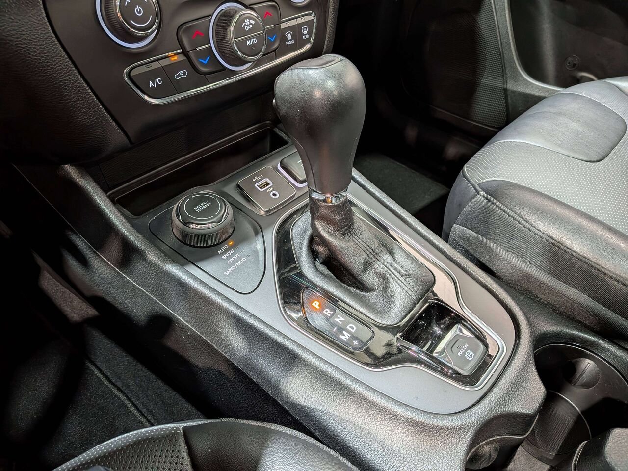 Jeep Cherokee 2022 Bleu Val-David - photo #30