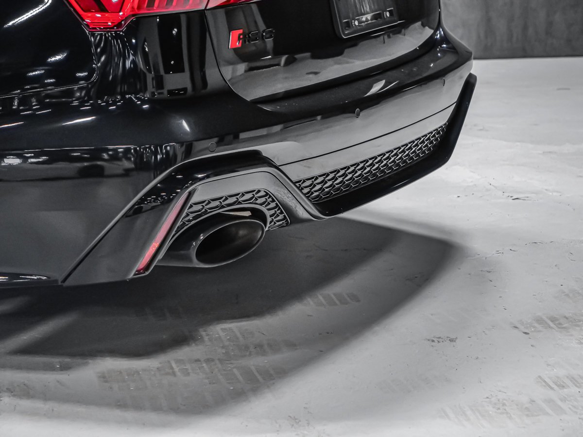 2023 Audi RS 6 Avant Black Montreal - photo #9