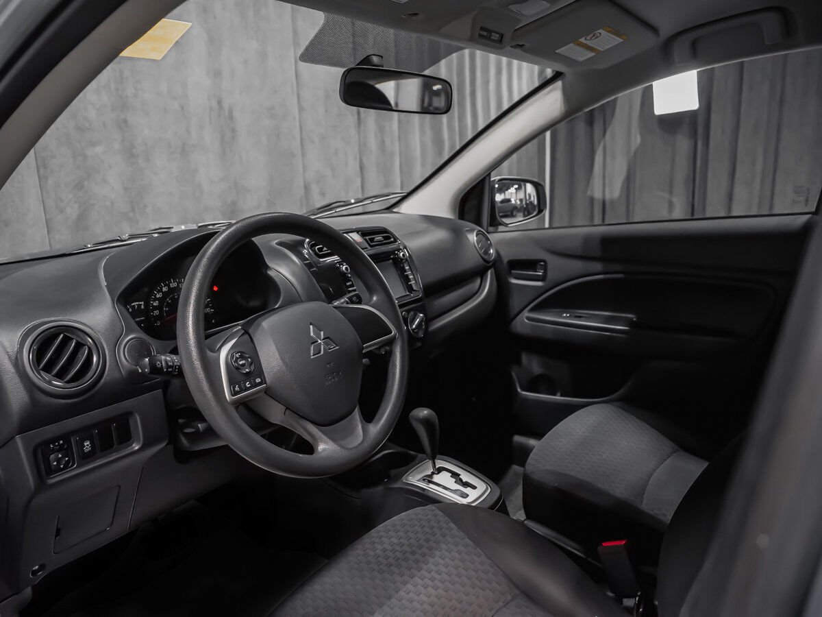 2018 Mitsubishi Mirage ES Silver Montreal - photo #6