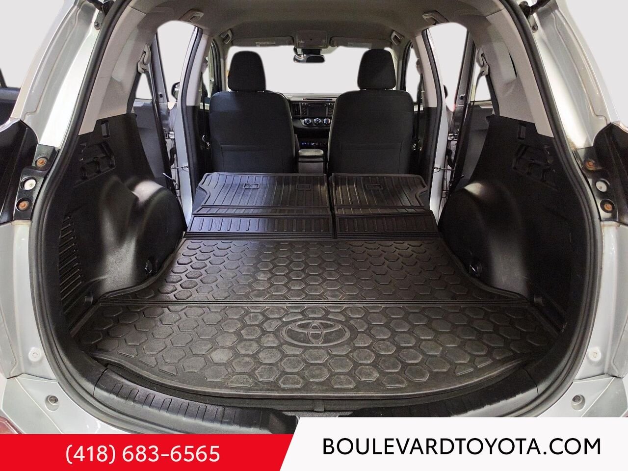 2018 Toyota RAV4 100480A-15 | LE, AWD Silver Québec - photo #19