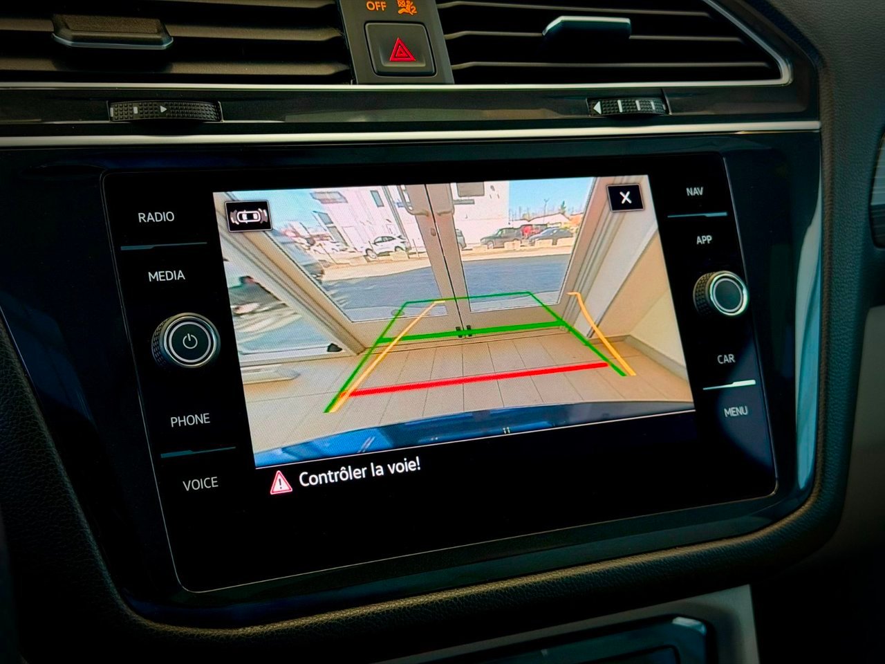 2024 Volkswagen Tiguan Blue Notre-Dame-des-Prairies - photo #32