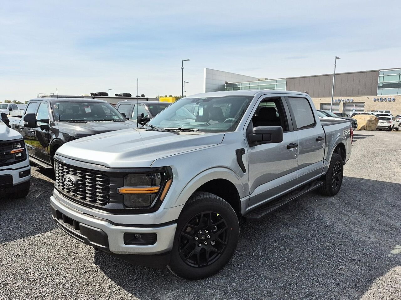 Ford F-150 2F356 | STX 2026 Argent emblématique métallisé Saint-Jérôme - photo #0