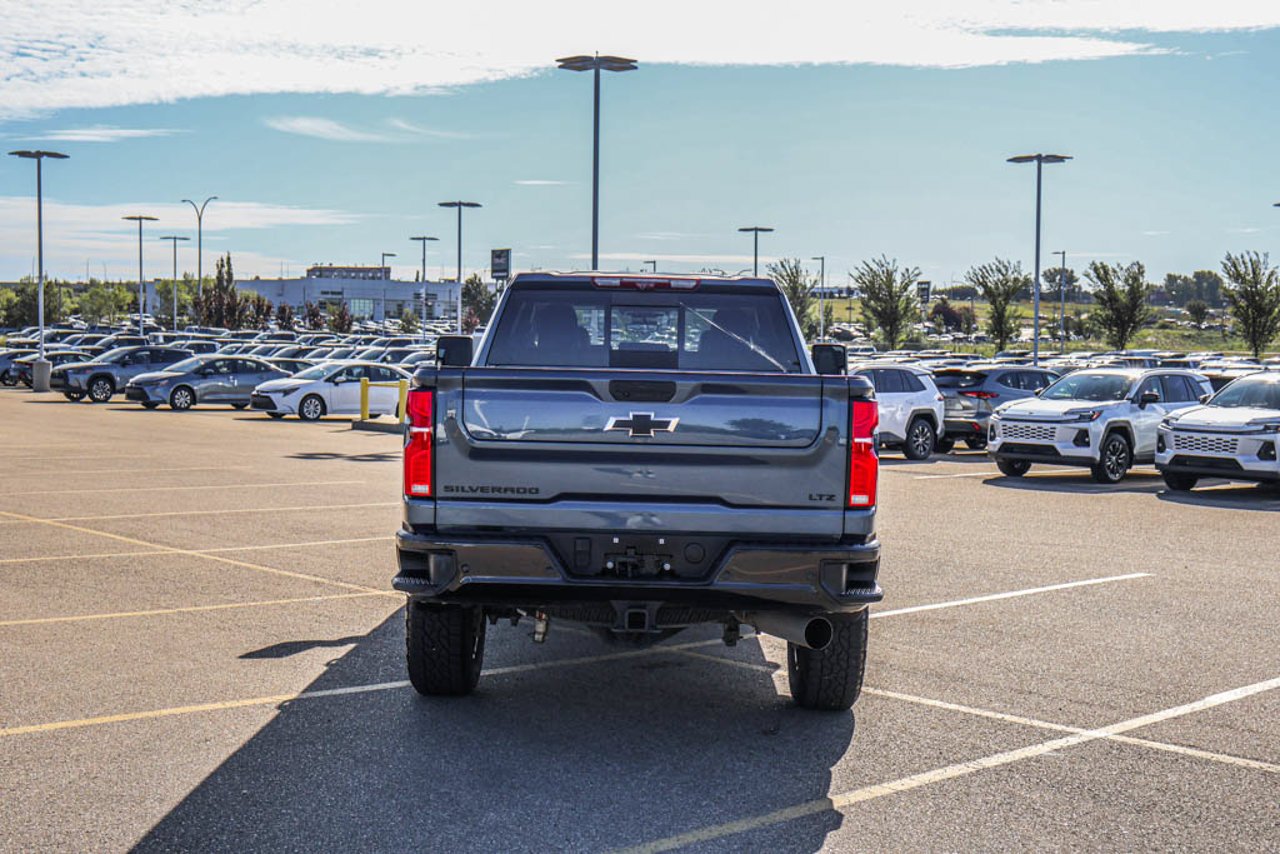 2026 Chevrolet Silverado 3500HD 4WD Crew Cab 159 LTZ Blue Sherwood Park - photo #6
