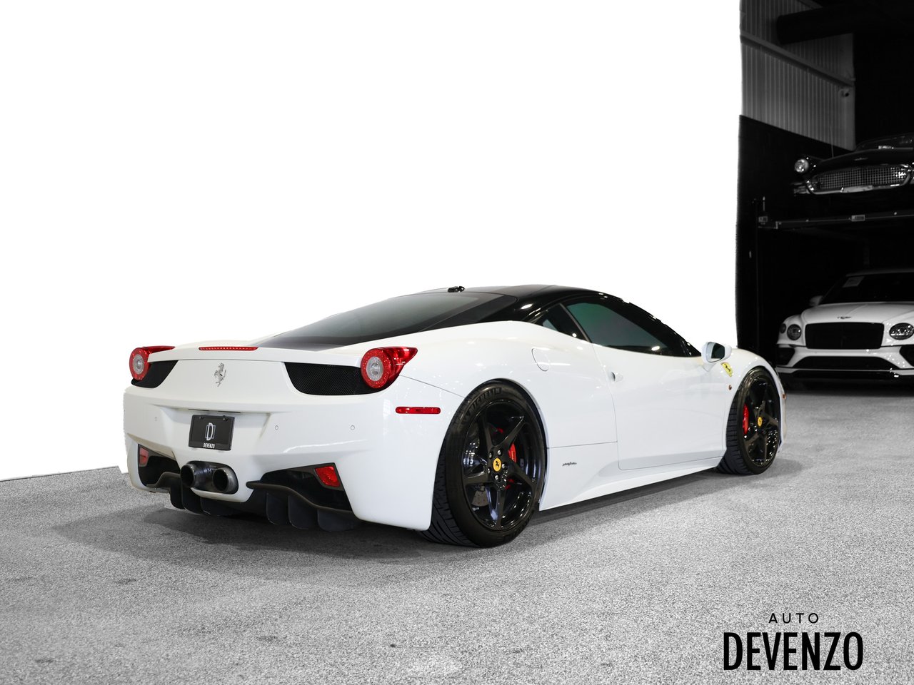 2011 Ferrari 458 Italia White Saint-Eustache - photo #3