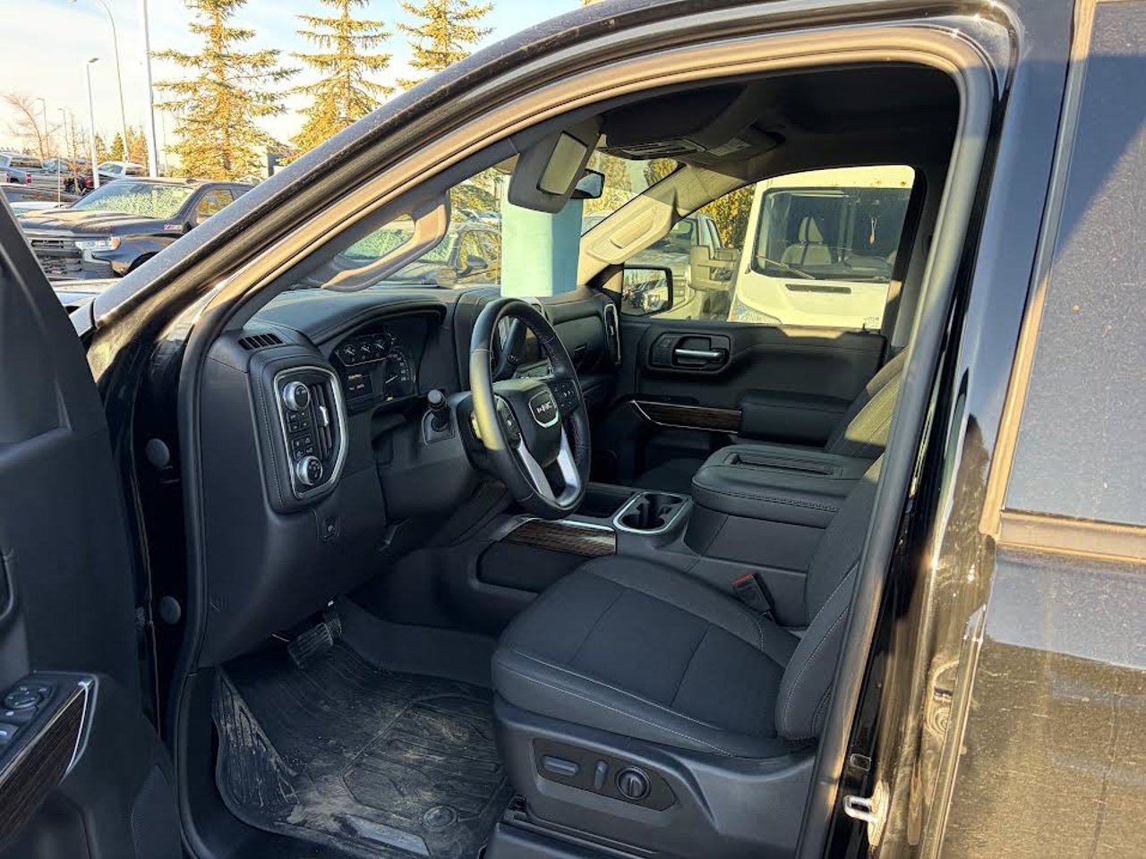 2022 GMC Sierra 1500 Limited 4WD Crew Cab 147 Elevation Black Sherwood Park - photo #6
