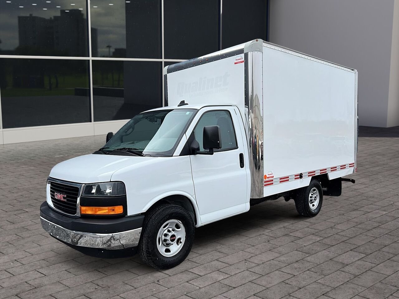2023 GMC Fourgonnette commerciale tronquée Savana White Québec - photo #18