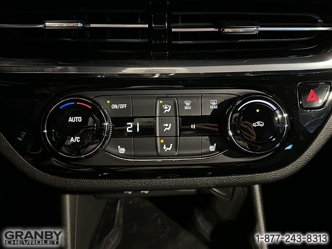 2026 BUICK Envista ENVISTA FWD SPORT TOURING (G03) | 26-0950 EBONY TWILIGHT METALLIC Granby - photo #16