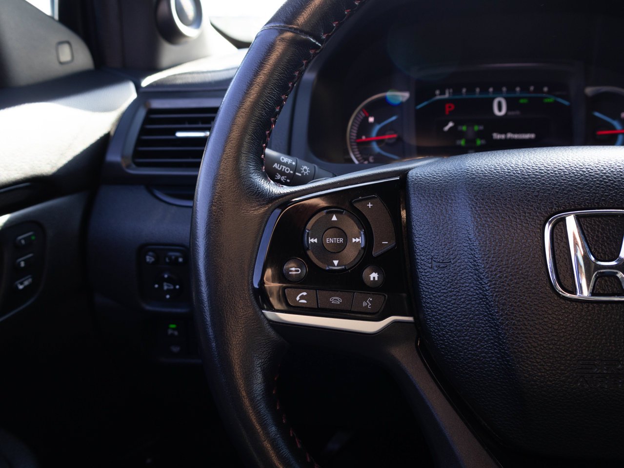 2020 Honda Pilot Black Edition AWD White Sherwood Park - photo #21
