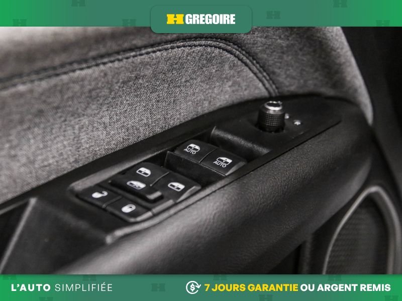 2022 Jeep Compass Grey Laval - photo #15