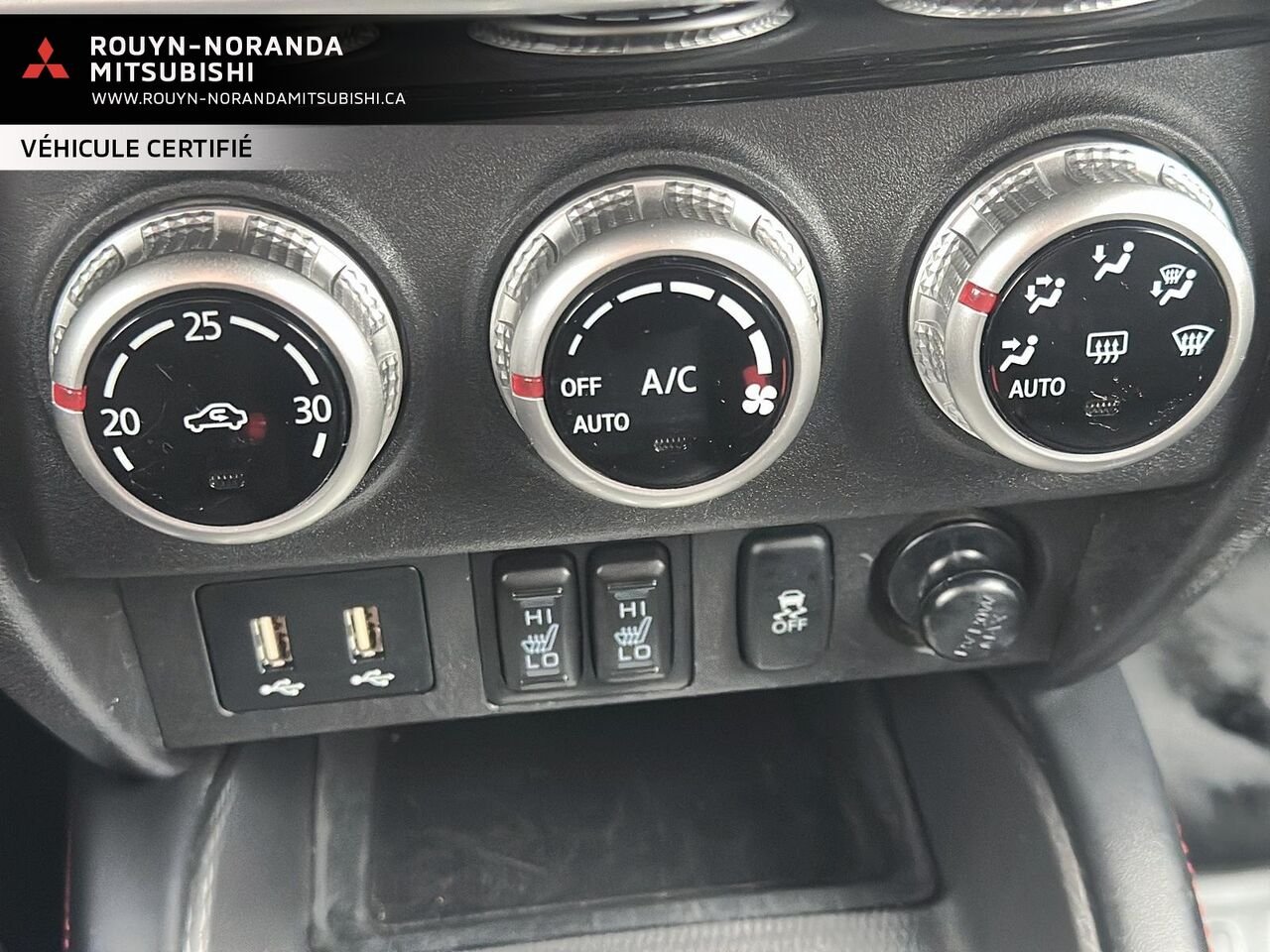 Mitsubishi RVR SEL AWC 2023 Noir Rouyn-Noranda - photo #19