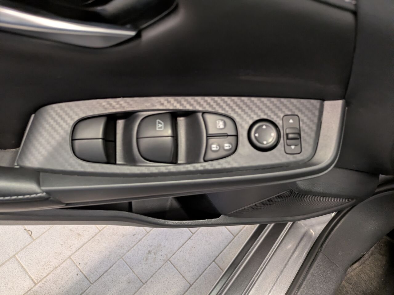 2025 Nissan Sentra Grey Gatineau - photo #4