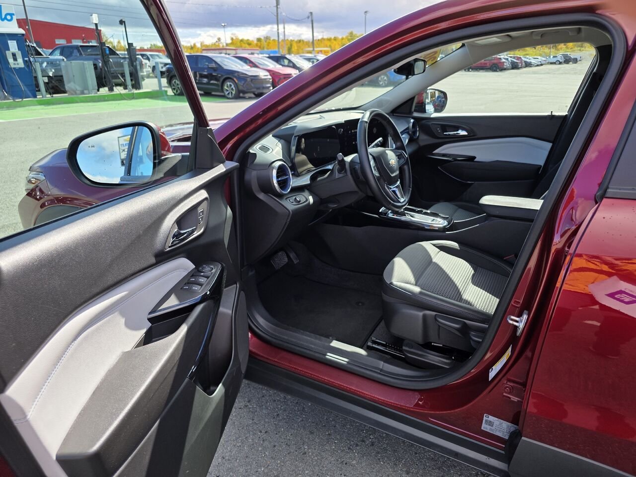 Chevrolet Trax LT 2025 Rouge Rouyn-Noranda - photo #9