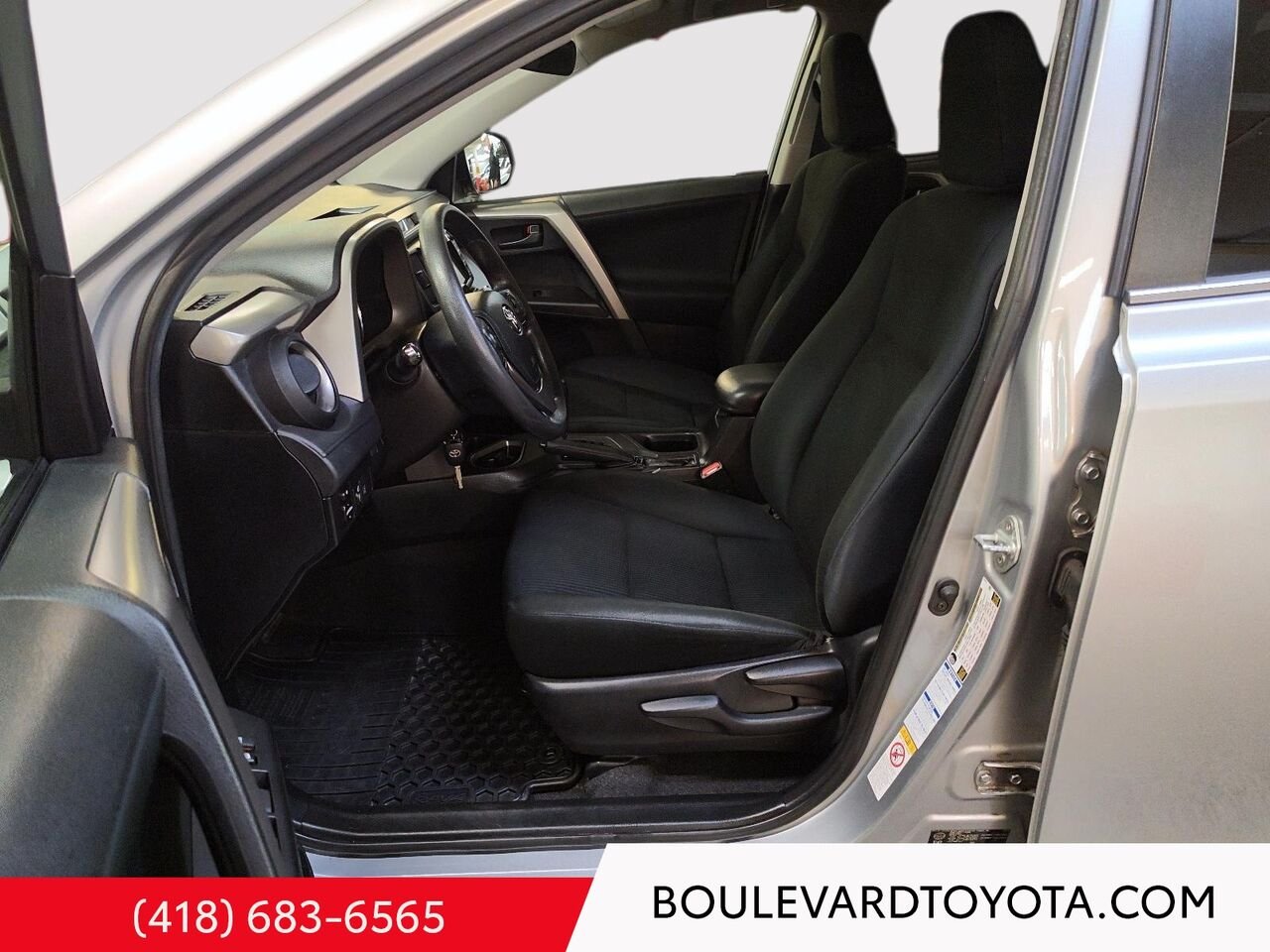 2018 Toyota RAV4 100480A-15 | LE, AWD Silver Québec - photo #8