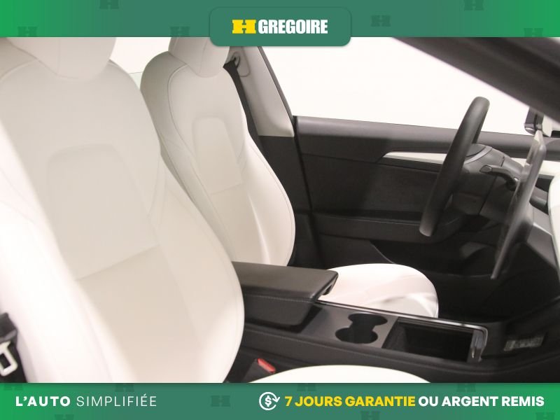 2021 Tesla Model 3 White Laval - photo #23