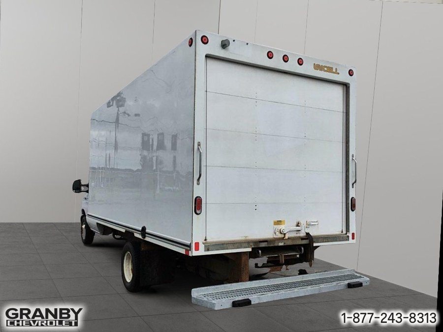 Ford E-Series Cutaway E-450 158 po RARJ 2019 Blanc