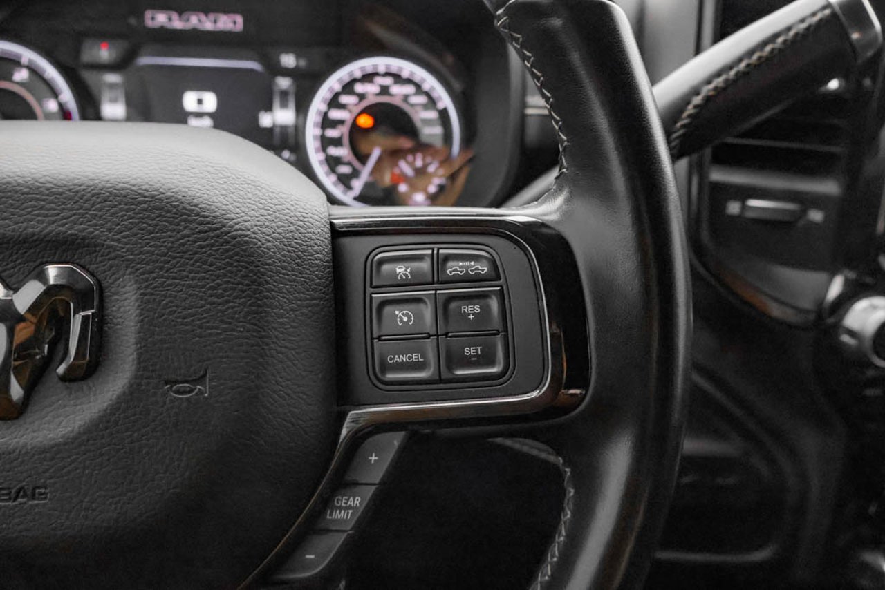 2022 Ram 3500 Limited 4x4 Mega Cab 6'4 Box Grey Sherwood Park - photo #20