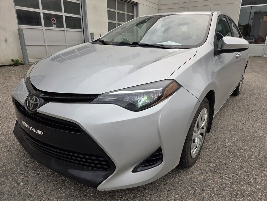 Toyota Corolla LE berline 4 portes CVT 2017 Gris