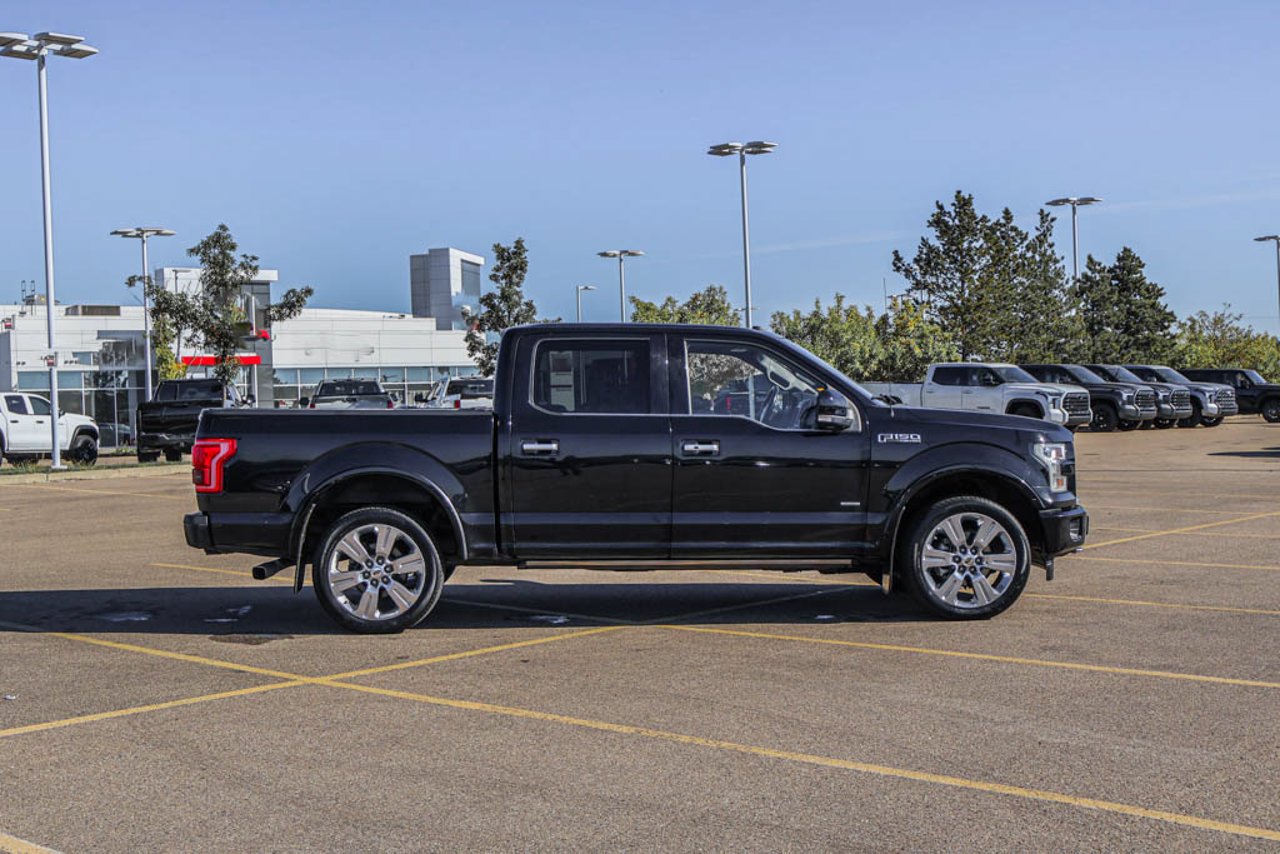 2017 Ford F-150 4WD SuperCrew 145 Limited Black Sherwood Park - photo #9