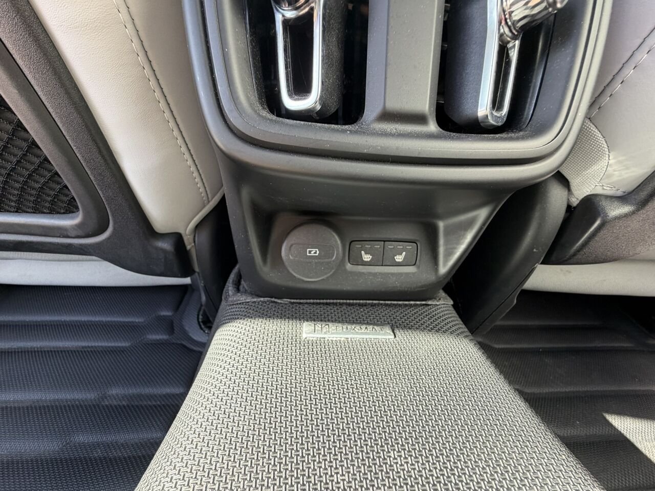 Polestar 2 LONG RANGE AWD 2024 Gris Laval - photo #17