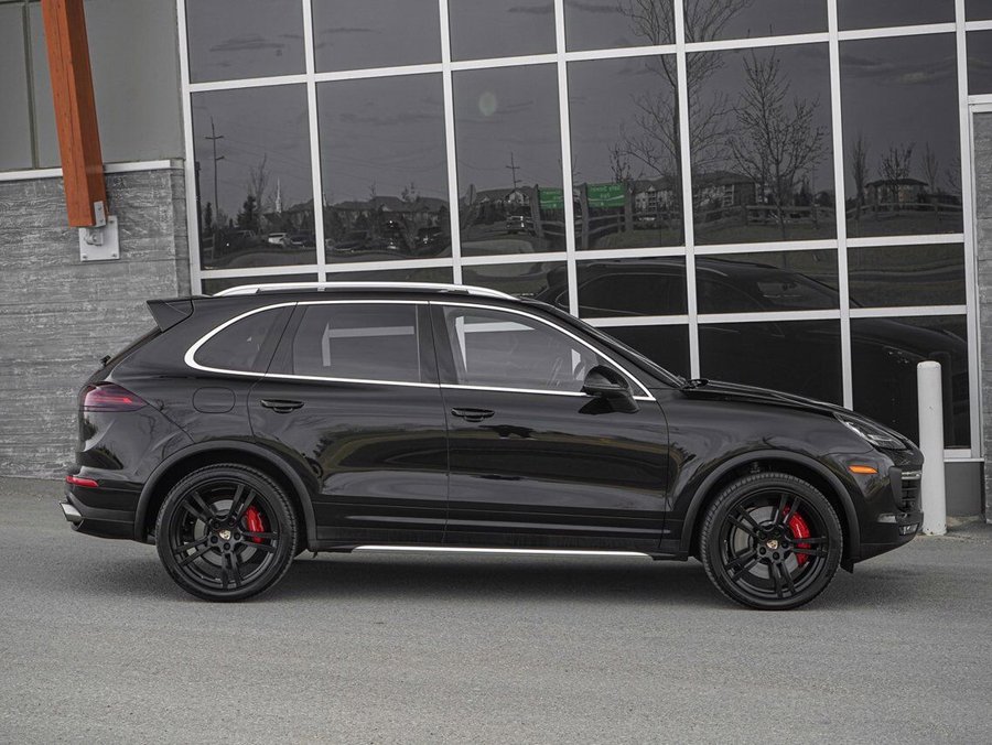 2016 Porsche Cayenne 2016 Black