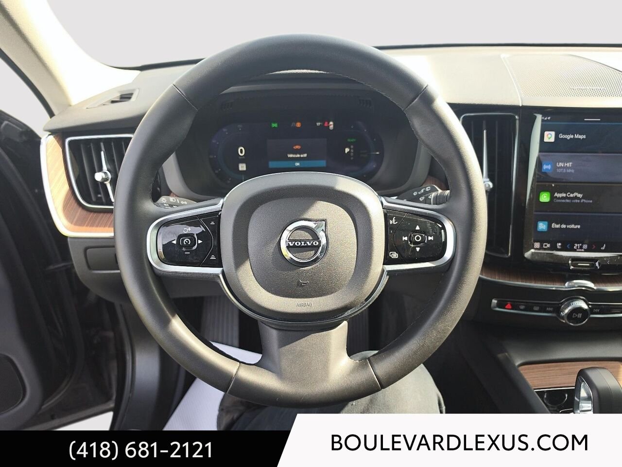 Volvo XC60 19370A | Recharge Plus Dark 2023 Noir Québec - photo #11