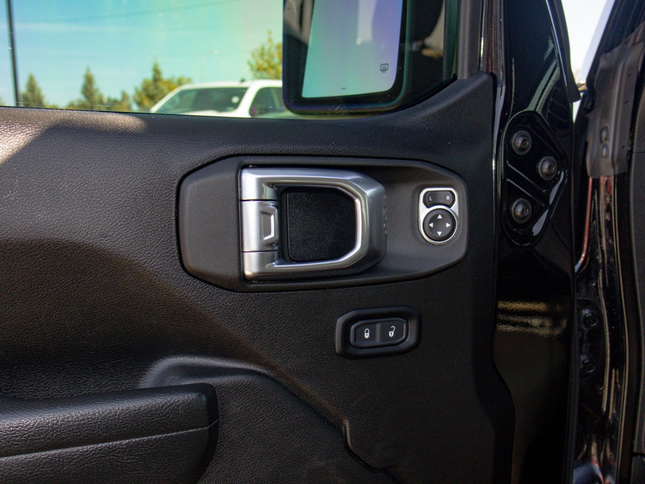 2023 Jeep Wrangler Willys 4 Door 4x4 Black Sherwood Park - photo #18