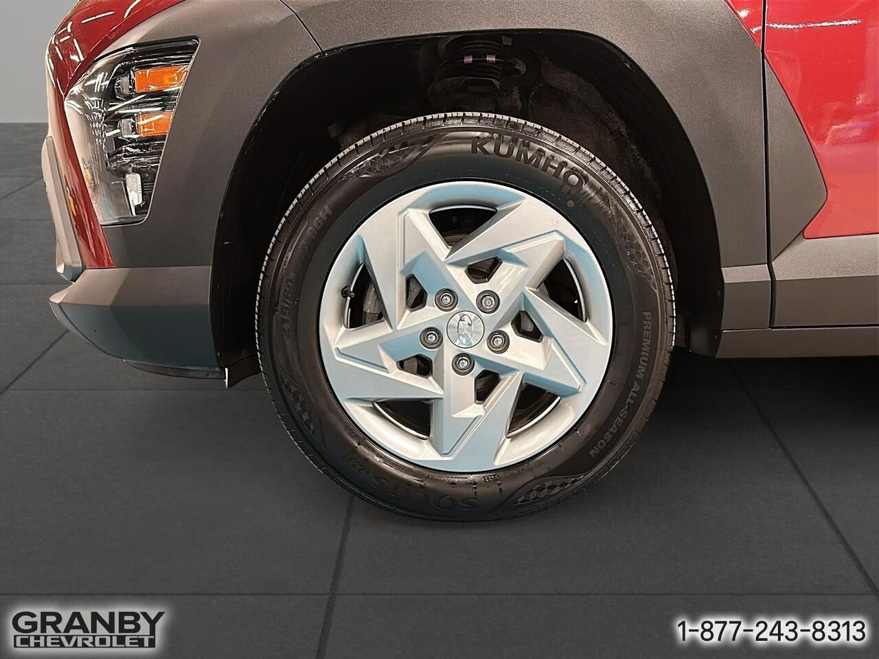 Hyundai Kona 2.0L Essential TI | 27-0028A 2024 Rouge Granby - photo #9