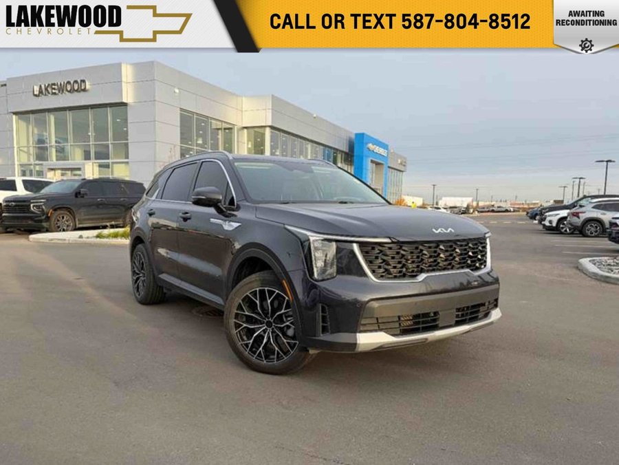 2025 Kia Sorento LX AWD 2.5L 7 Passenger | 19in Sentali Wheels Panthera Metal Grey
