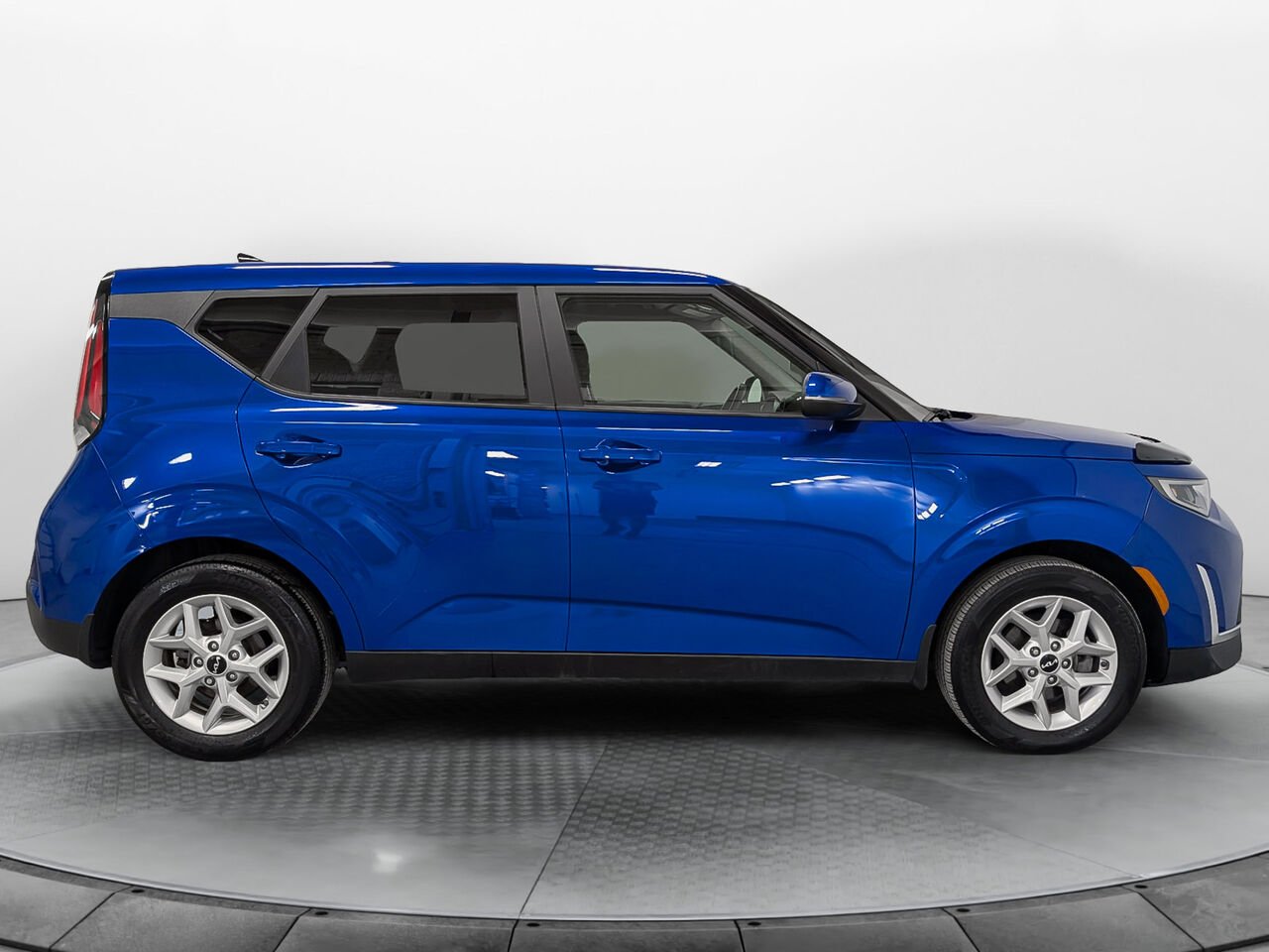 Kia SOUL 2.0L EX Sièges+volanChauffants Bas Kilométrage 2023 Bleu Sherbrooke - photo #6