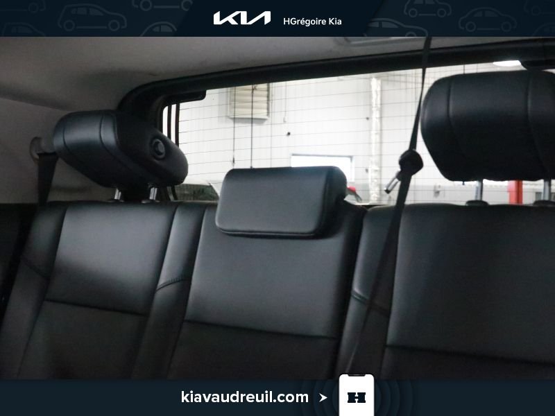 2024 Toyota Sequoia Grey Blainville - photo #15