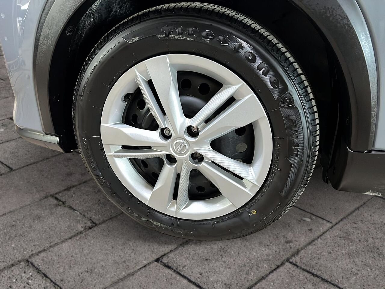 Nissan Kicks S TA 2024 Gris Québec - photo #6