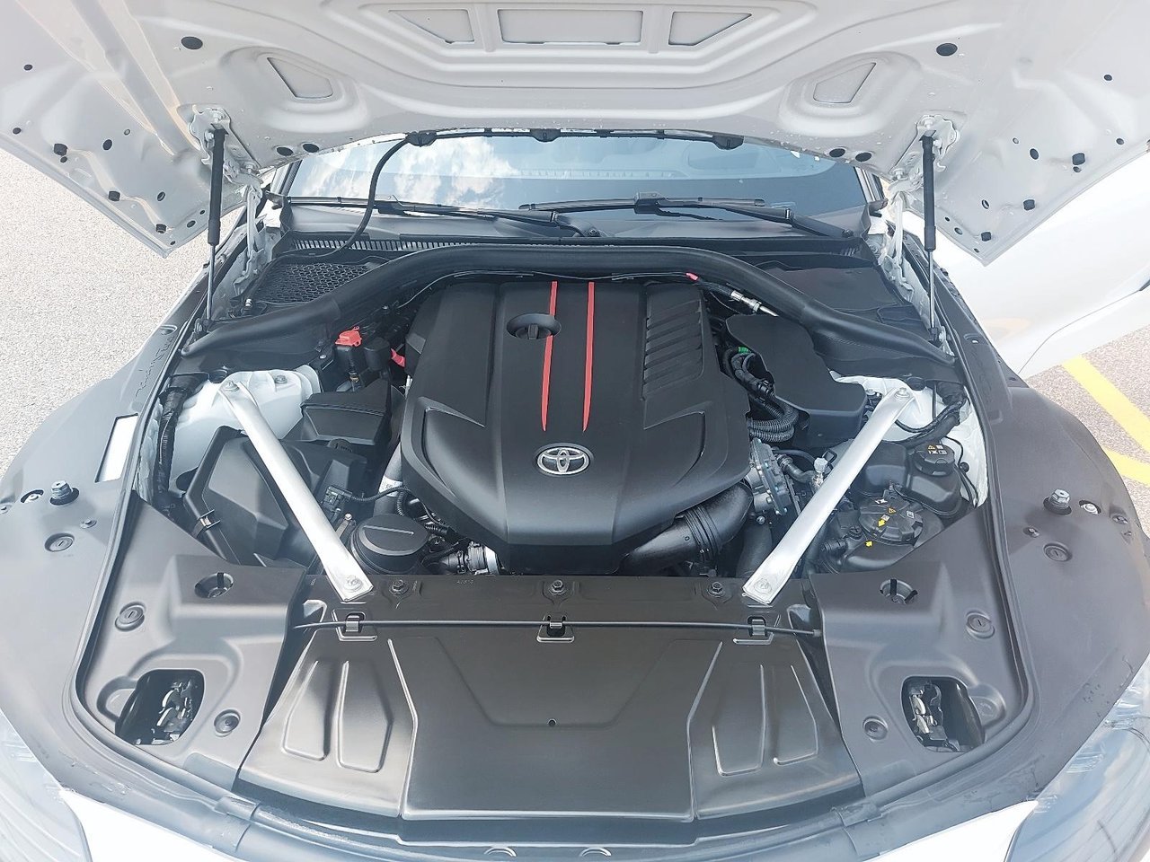 2023 Toyota GR Supra VIN WZ1DB0G08PW059775 White Baie-Comeau - photo #7