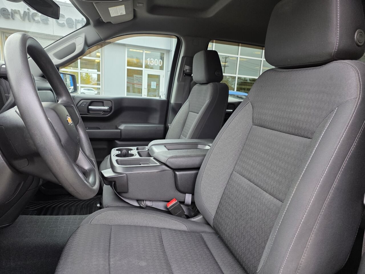 2022 Chevrolet Silverado 1500 Custom 4X4 White Mont-Laurier - photo #15
